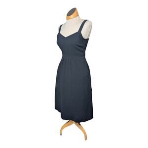 Elegant Black Sleeveless Dress